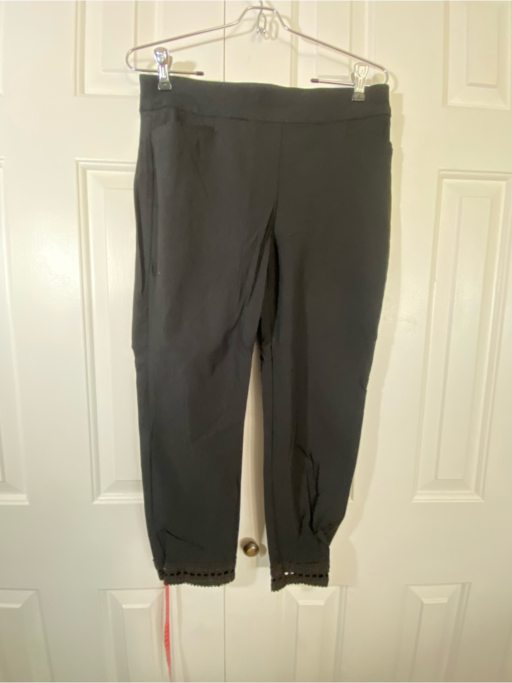 Chico's Black Capris with Cropped Hem Detail